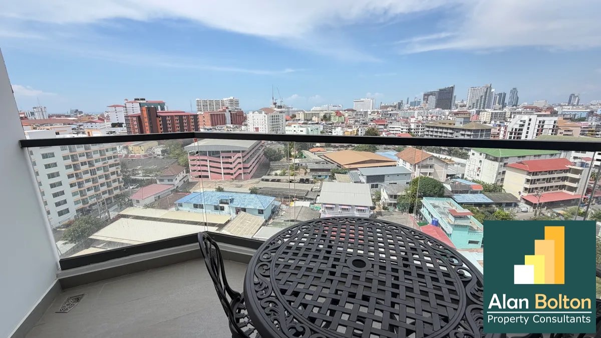 Two Bedroom Condominium For Rent with Jacuzzi In Central Pattaya photo 8
