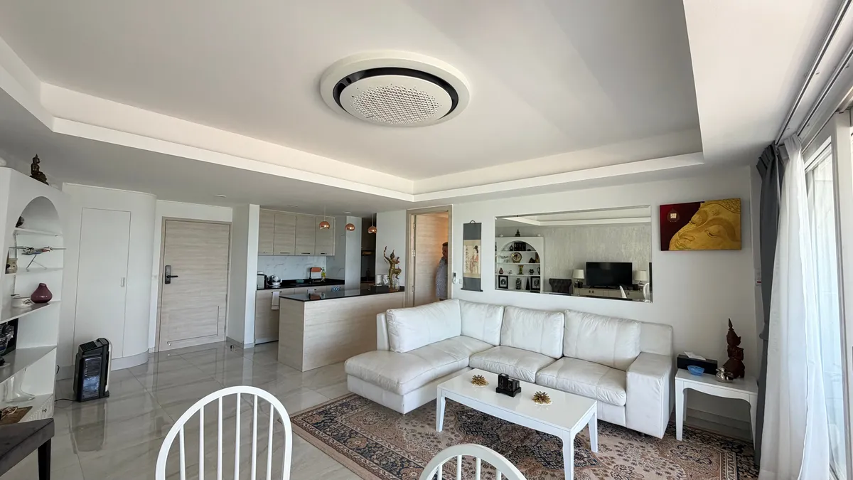 Large Ocean View one Bedroom Condominium do For Rent In Jomtien photo 20