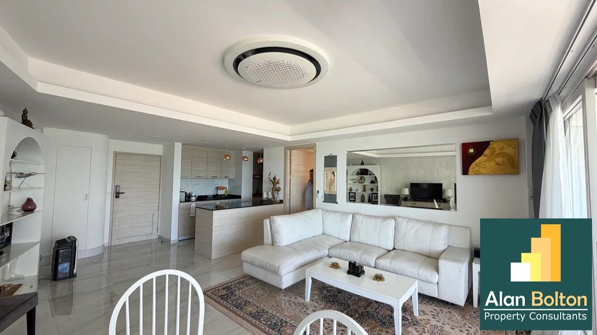 Large Ocean View one Bedroom Condominium do For Rent In Jomtien photo 6