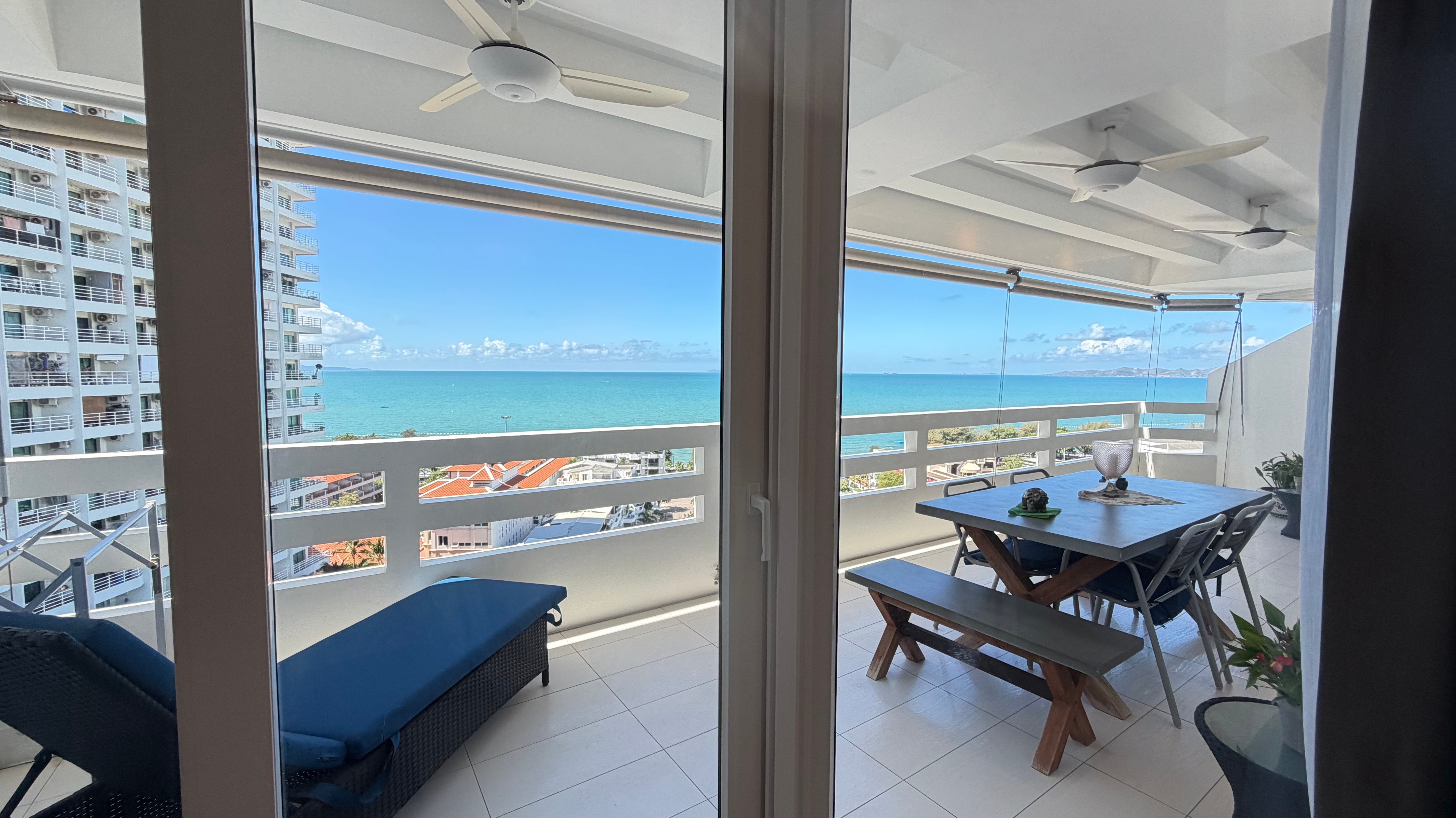 Large Ocean View one Bedroom Condominium do For Rent In Jomtien photo 27