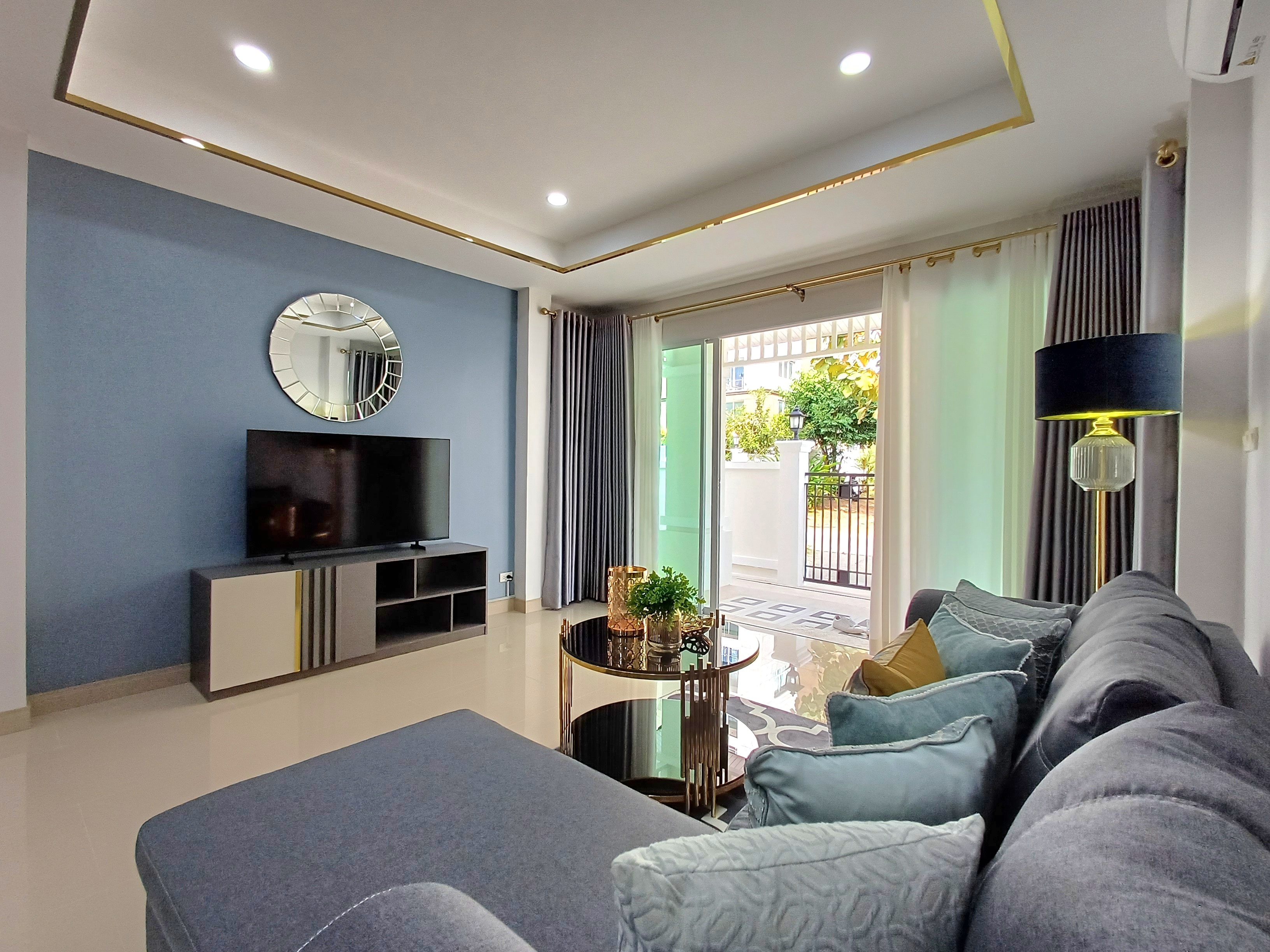 Brand New 2 story detached house 4 beds 4 baths in East Pattaya for RENT photo 30