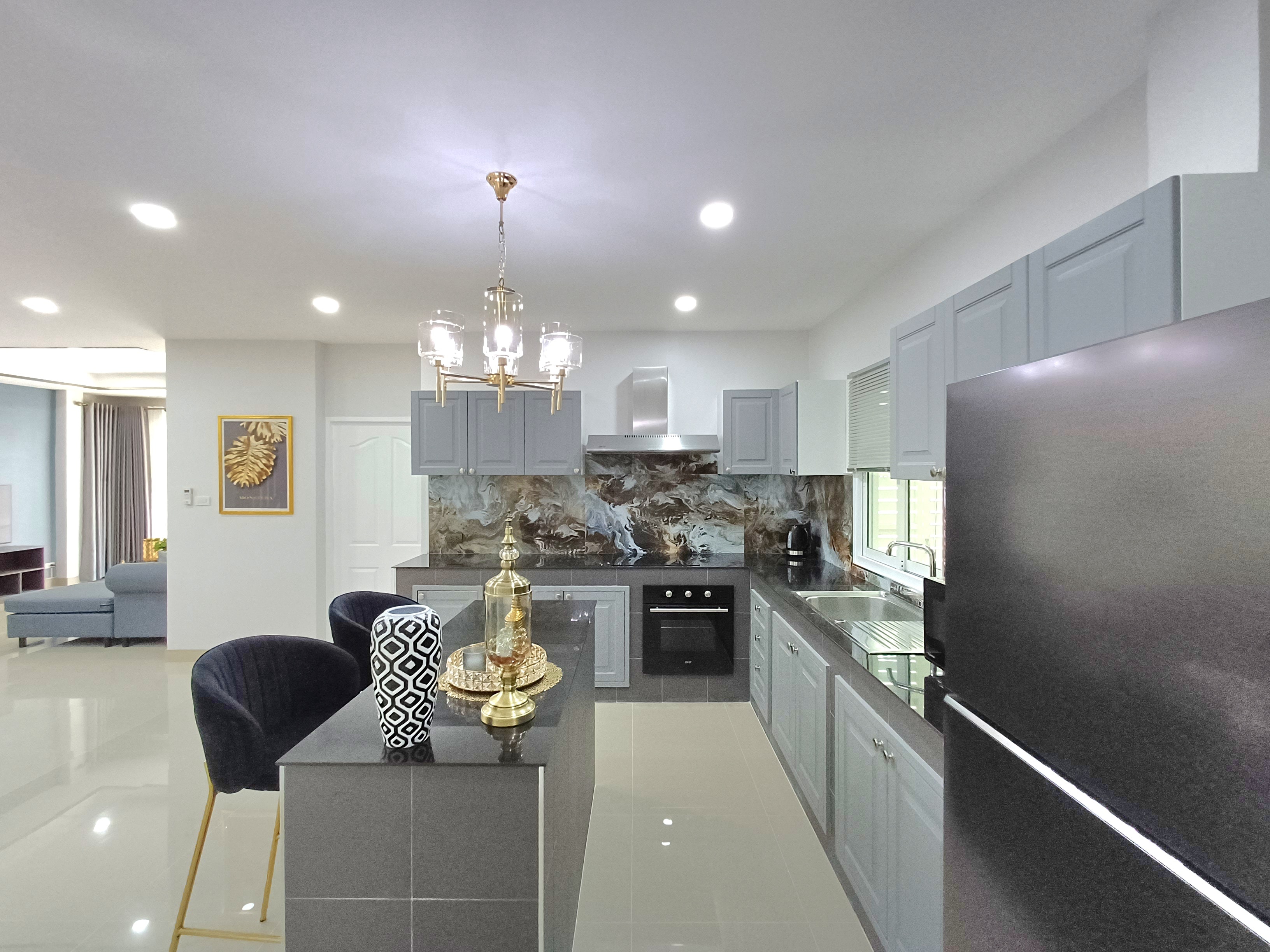 Brand New 2 story detached house 4 beds 4 baths in East Pattaya for RENT photo 29