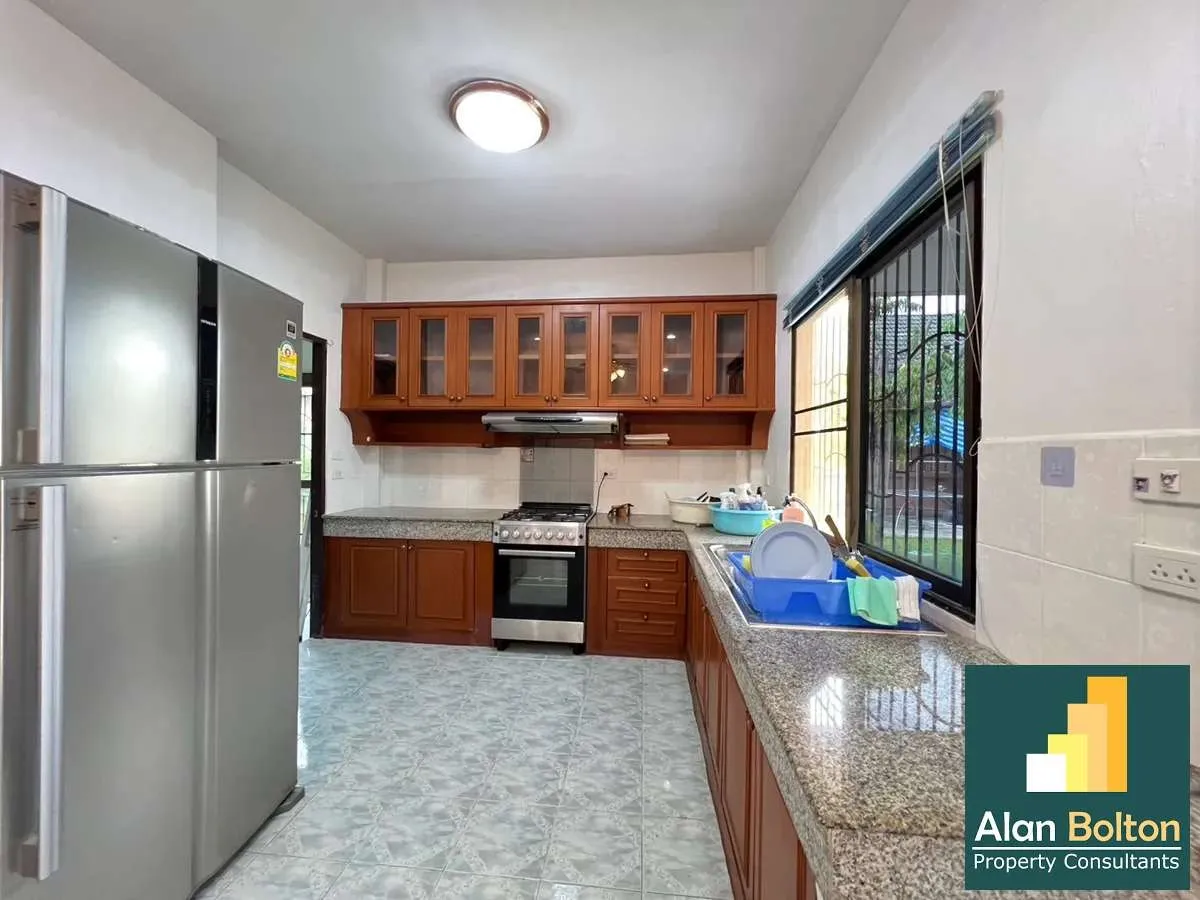 3 Bedrooms 2 Bathrooms in Mapprachan photo 8