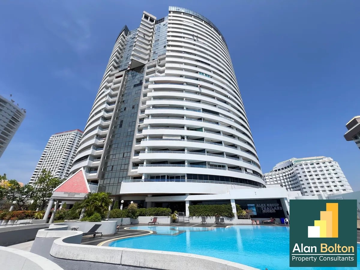 Seaview 2 Bedrooms 2 Bathrooms in Jomtien