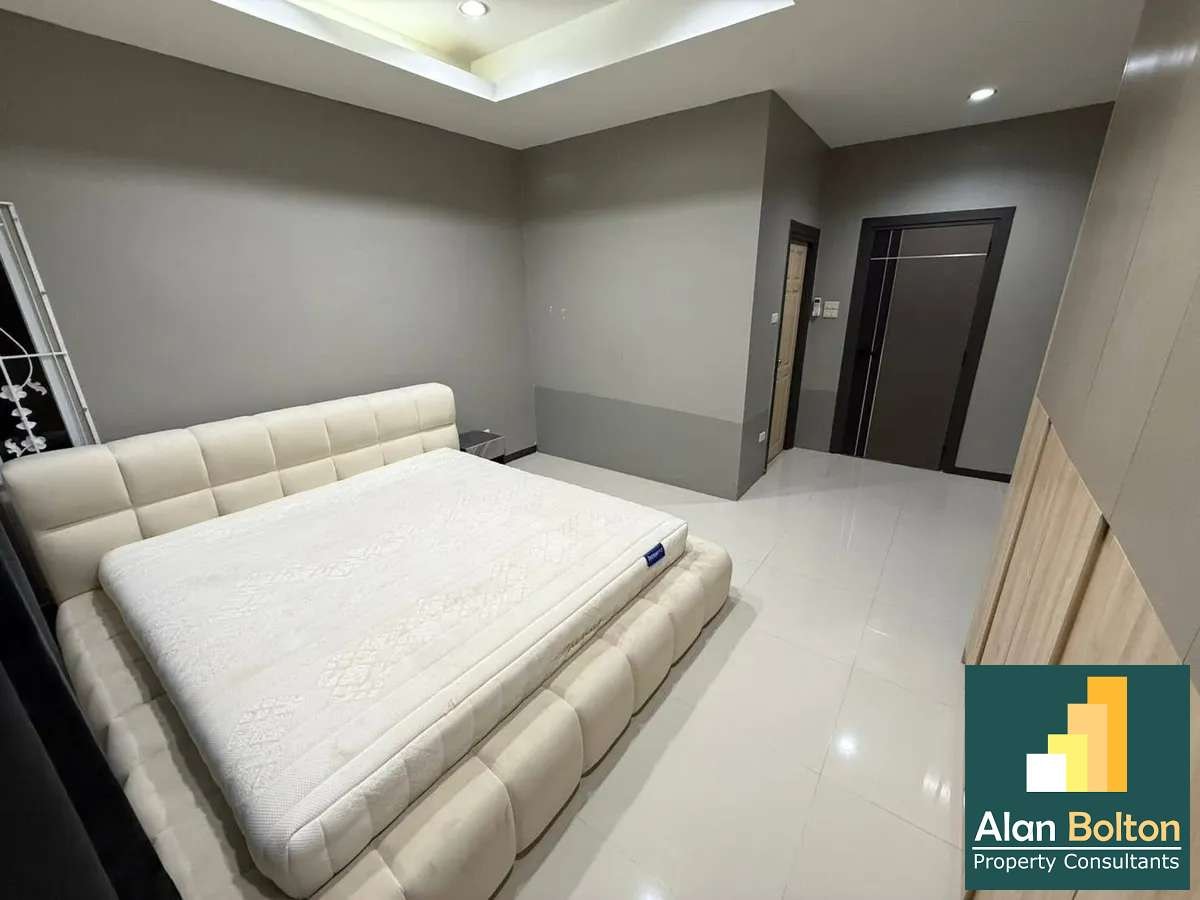 3 Bedroom 2 Bathroom for rent and sale photo 10