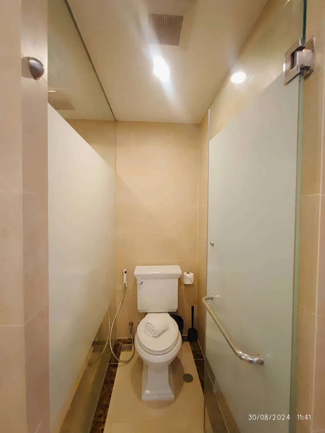 One Bedroom Condo For Rent In Najomtien photo 13