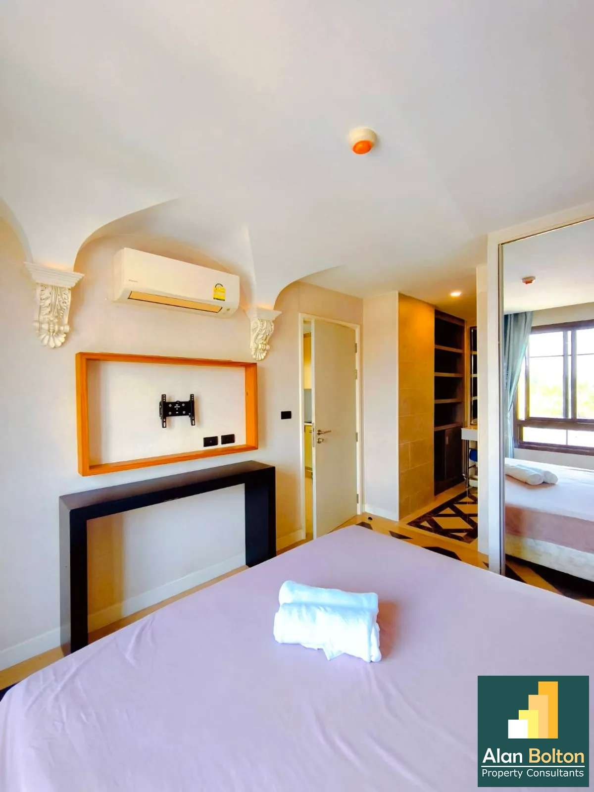 One Bedroom Condo For Rent In Najomtien photo 4