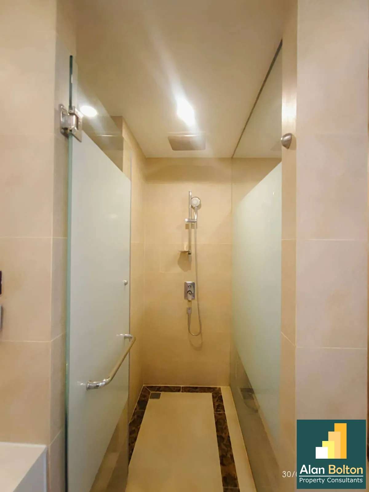One Bedroom Condo For Rent In Najomtien photo 8