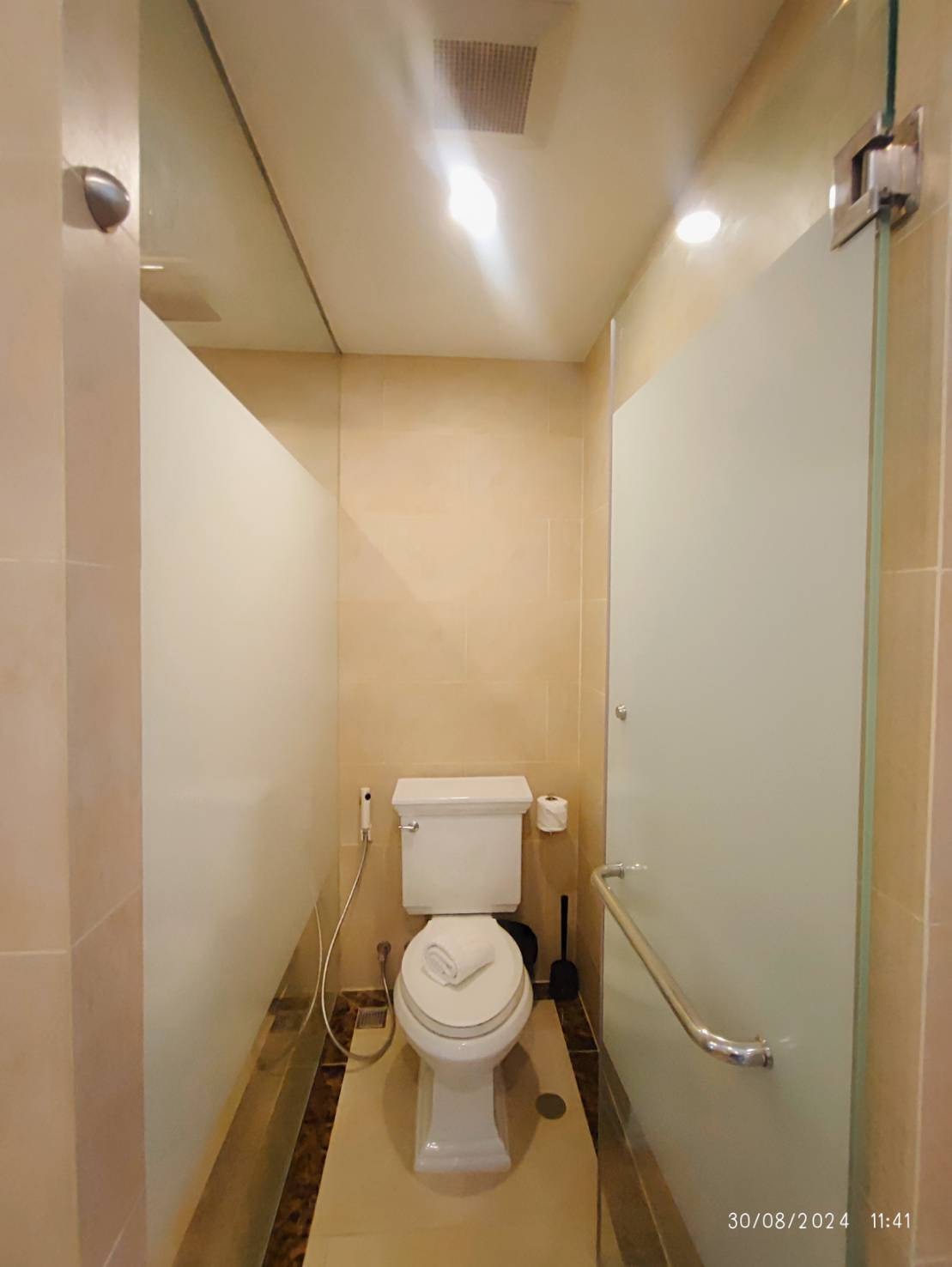 One Bedroom Condo For Rent In Najomtien photo 14