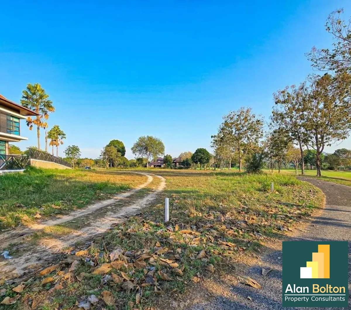 1 Rai / 1,600 Sqm Of Land In East Pattaya photo 11