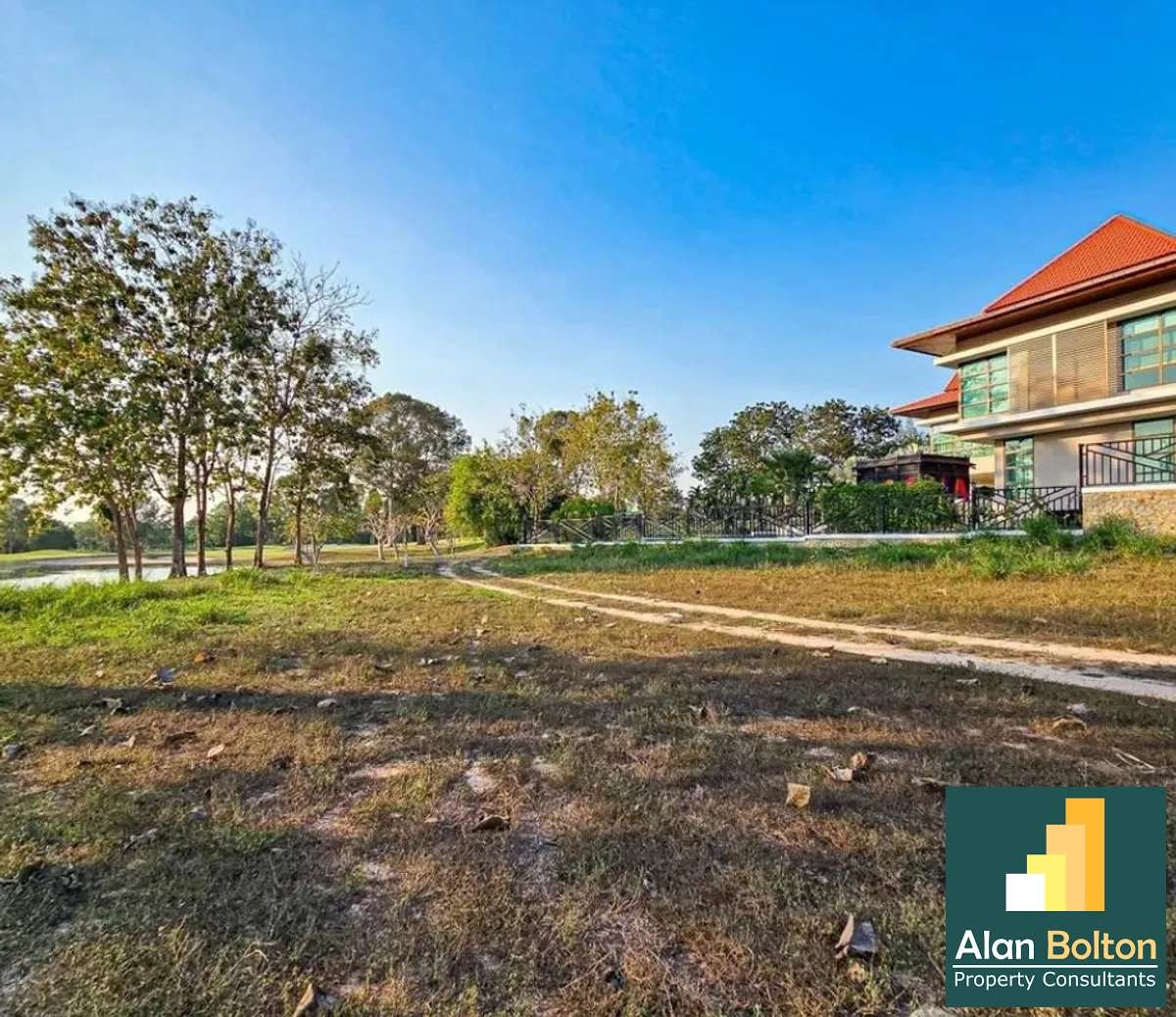 1 Rai / 1,600 Sqm Of Land In East Pattaya photo 12