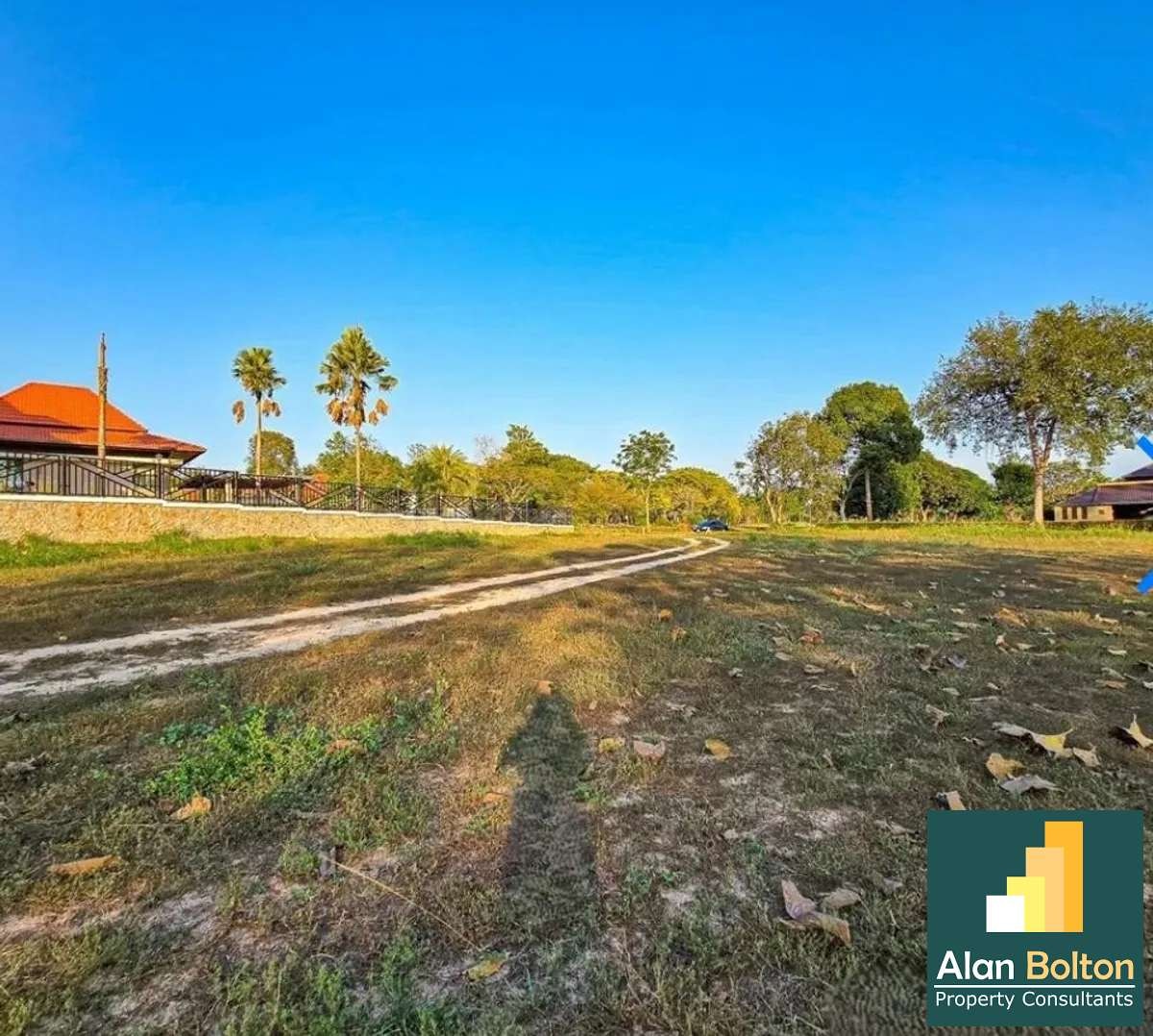1 Rai / 1,600 Sqm Of Land In East Pattaya photo 7