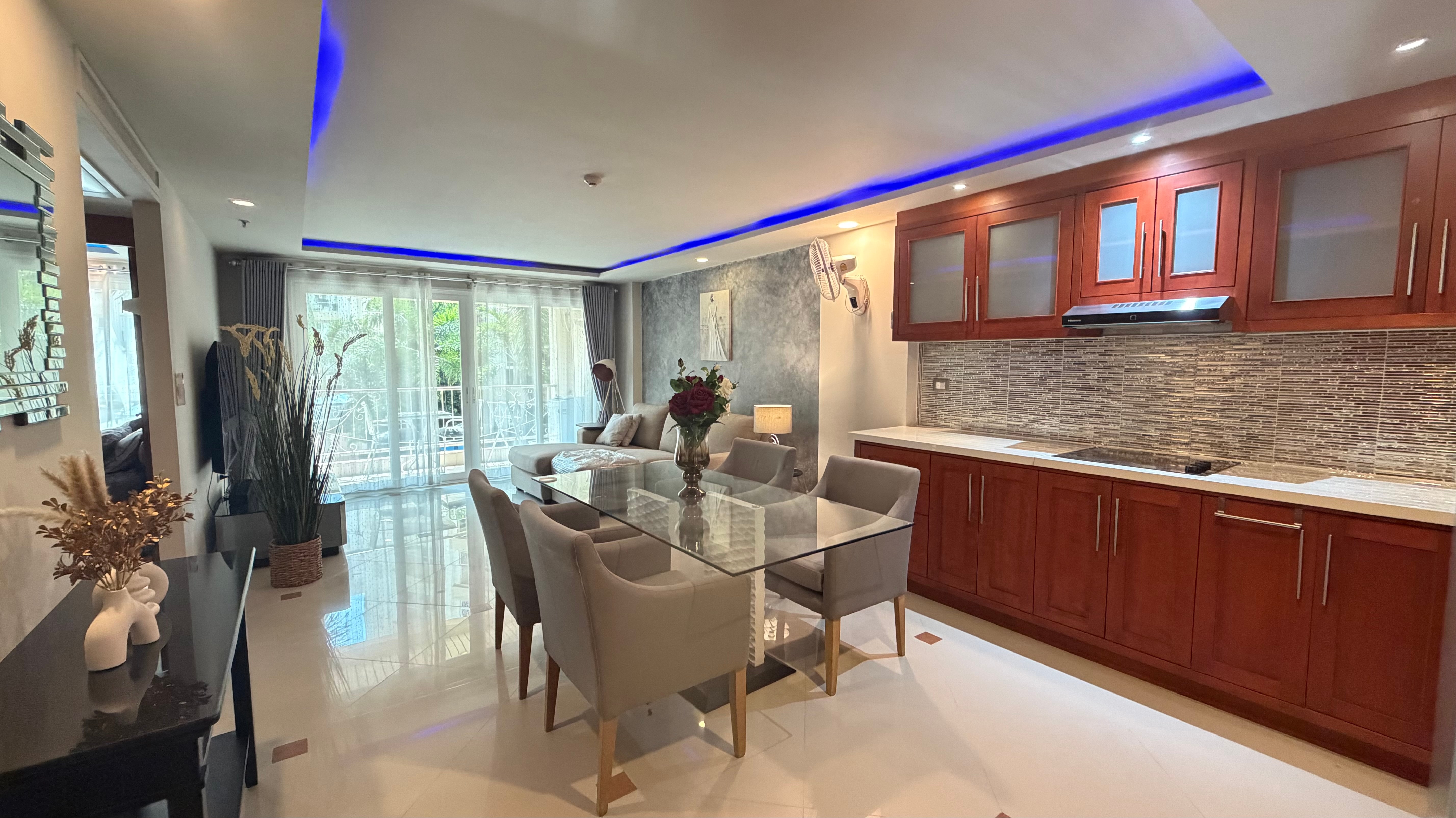 2 Bedroom Condo For Sale and Rent In central Pattaya photo 19