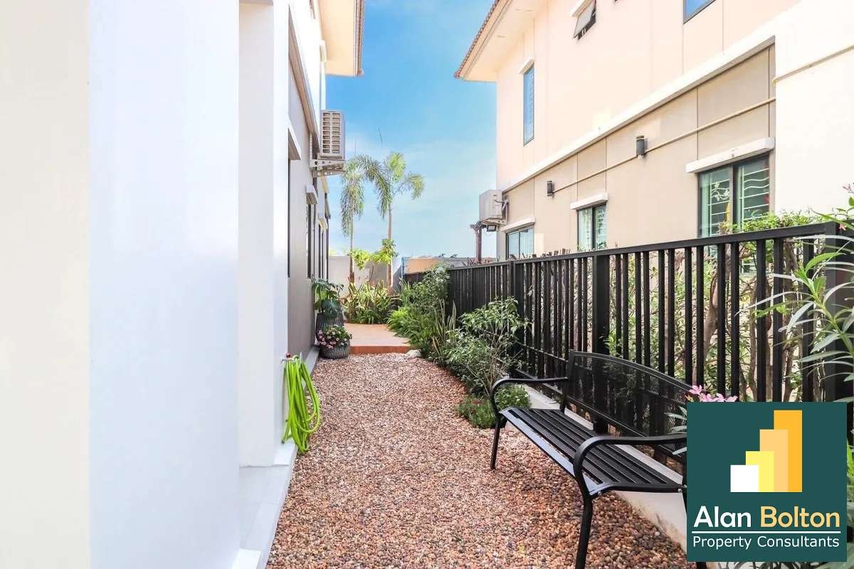 3 Bedroom 2 Bathroom in Pruksa Ville photo 15