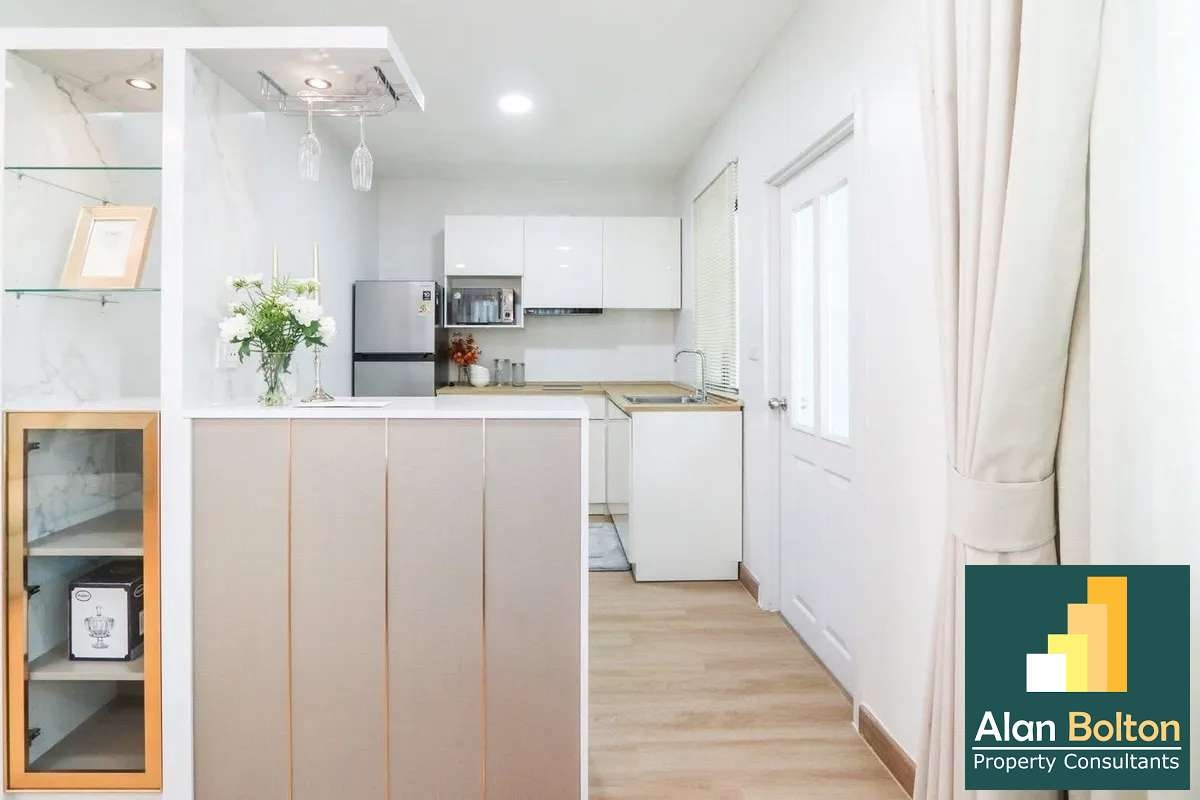 3 Bedroom 2 Bathroom in Pruksa Ville photo 7