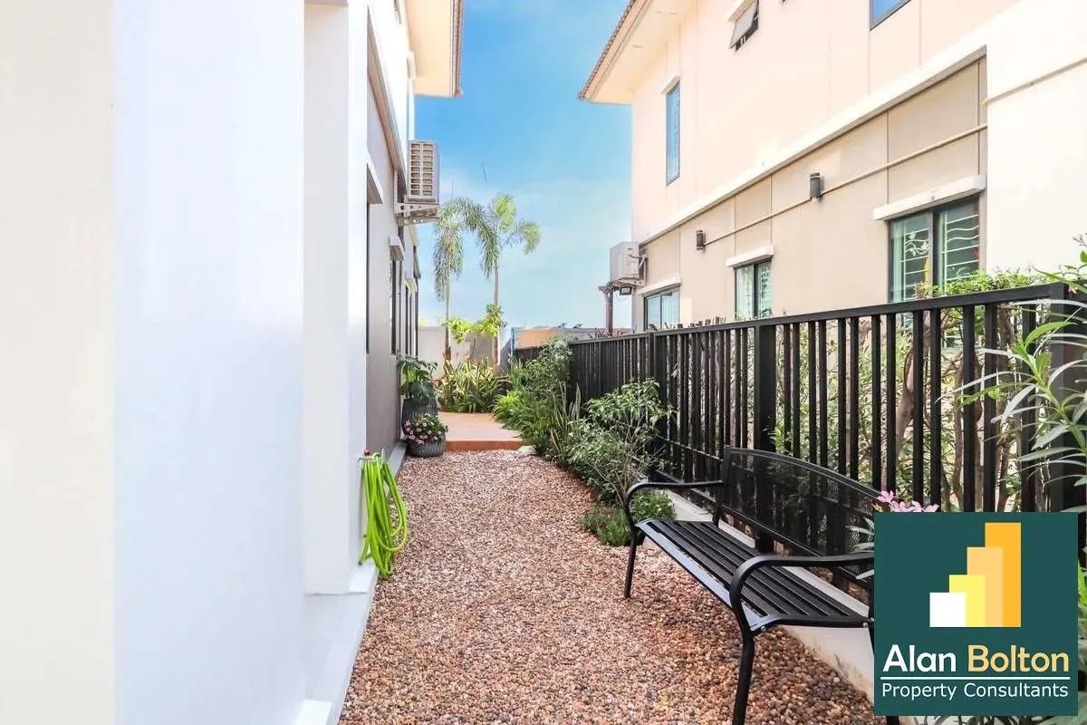 3 Bedroom 2 Bathroom in Pruksa Ville photo 15