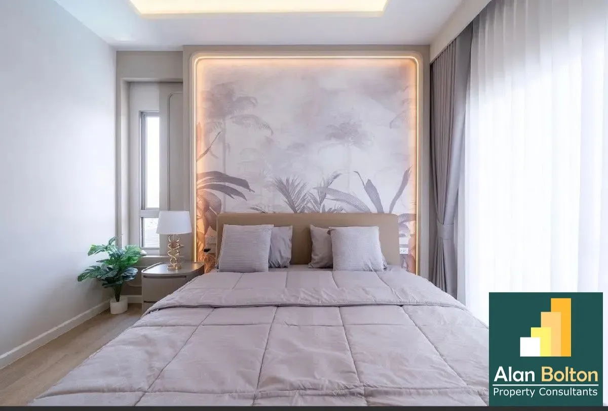 Luxury pool villa 4 Bedrooms 5 Bathrooms in East Pattaya photo 3