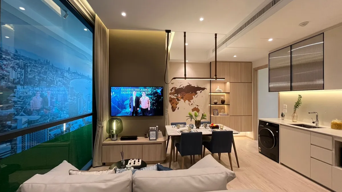 Luxury pool villa 4 Bedrooms 5 Bathrooms in East Pattaya photo 30