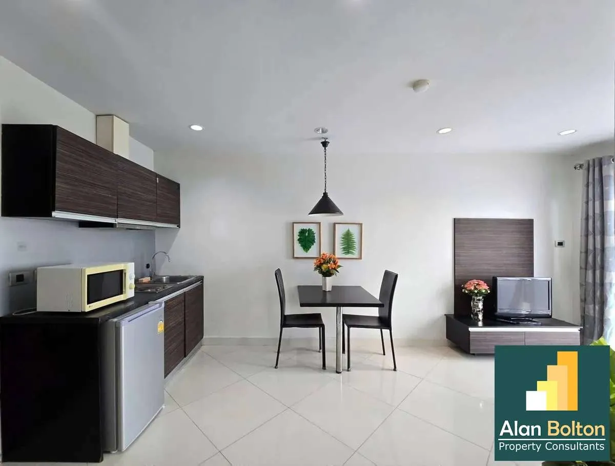 1 Bedroom 1 Bathroom for Rent photo 6