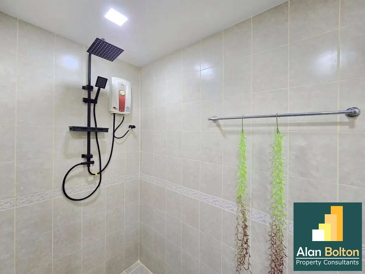 1 Bedroom 1 Bathroom for Sale photo 16