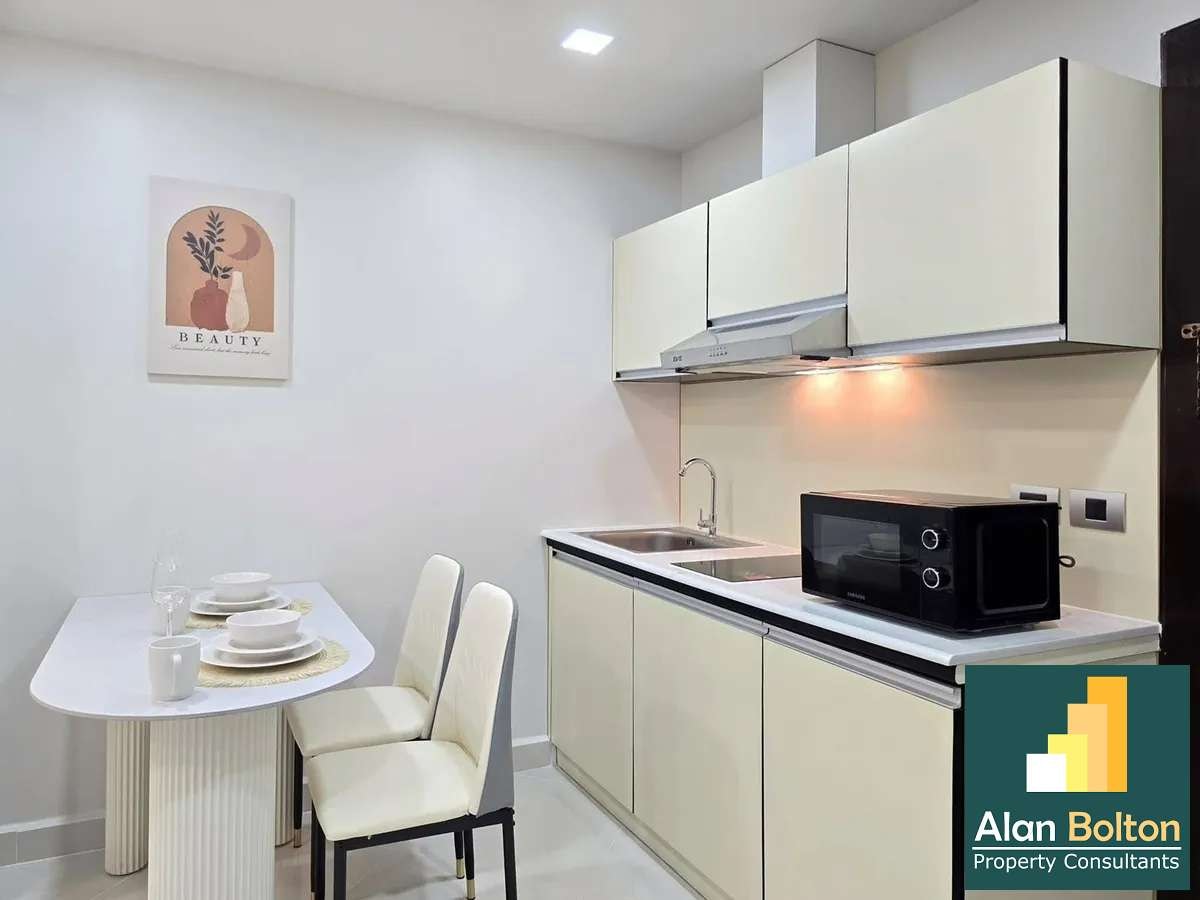 1 Bedroom 1 Bathroom for Sale photo 6