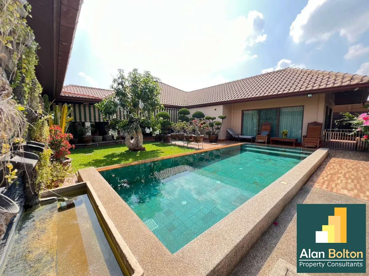 Luxury pool villa 3 Bedrooms 4 Bathrooms in Huay yai photo 13