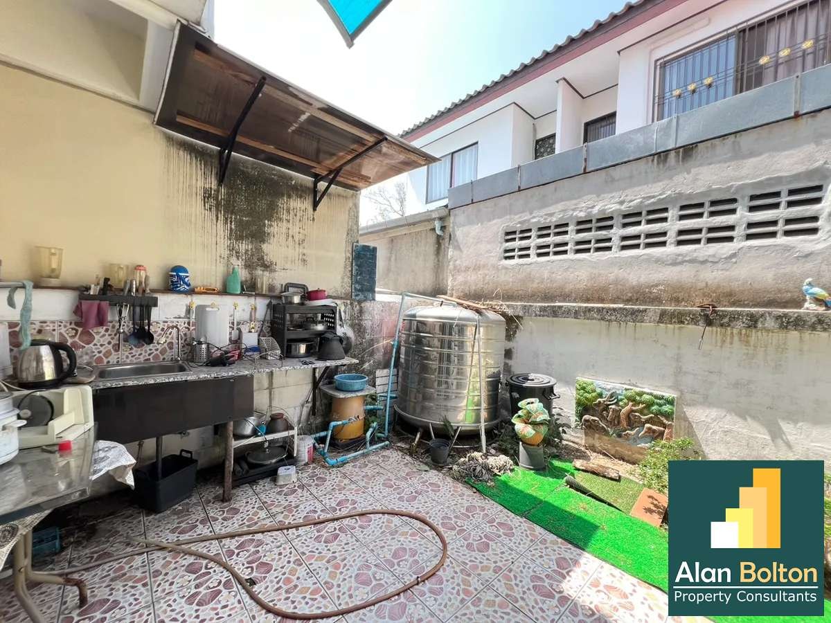 2 Story 2 Bedrooms 2 Bathrooms in East Pattaya photo 9