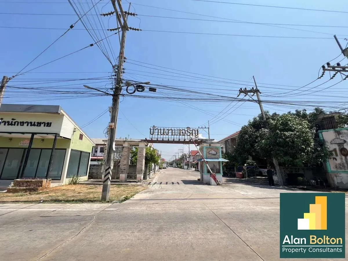2 Story 2 Bedrooms 2 Bathrooms in East Pattaya