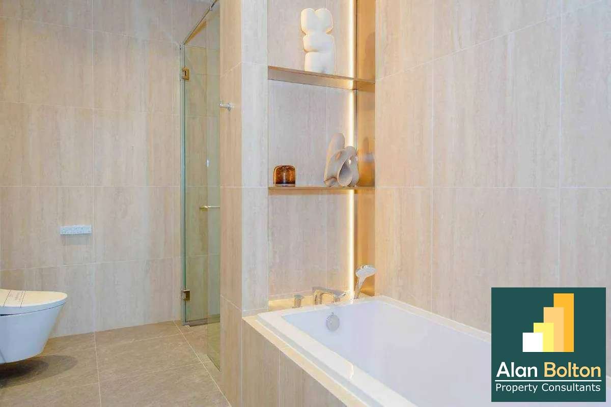 Luxury Living Condo for Sale in a Prime Location. photo 10