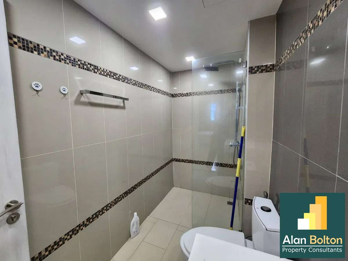 One Bedroom Condo For sale in Jomtien photo 5