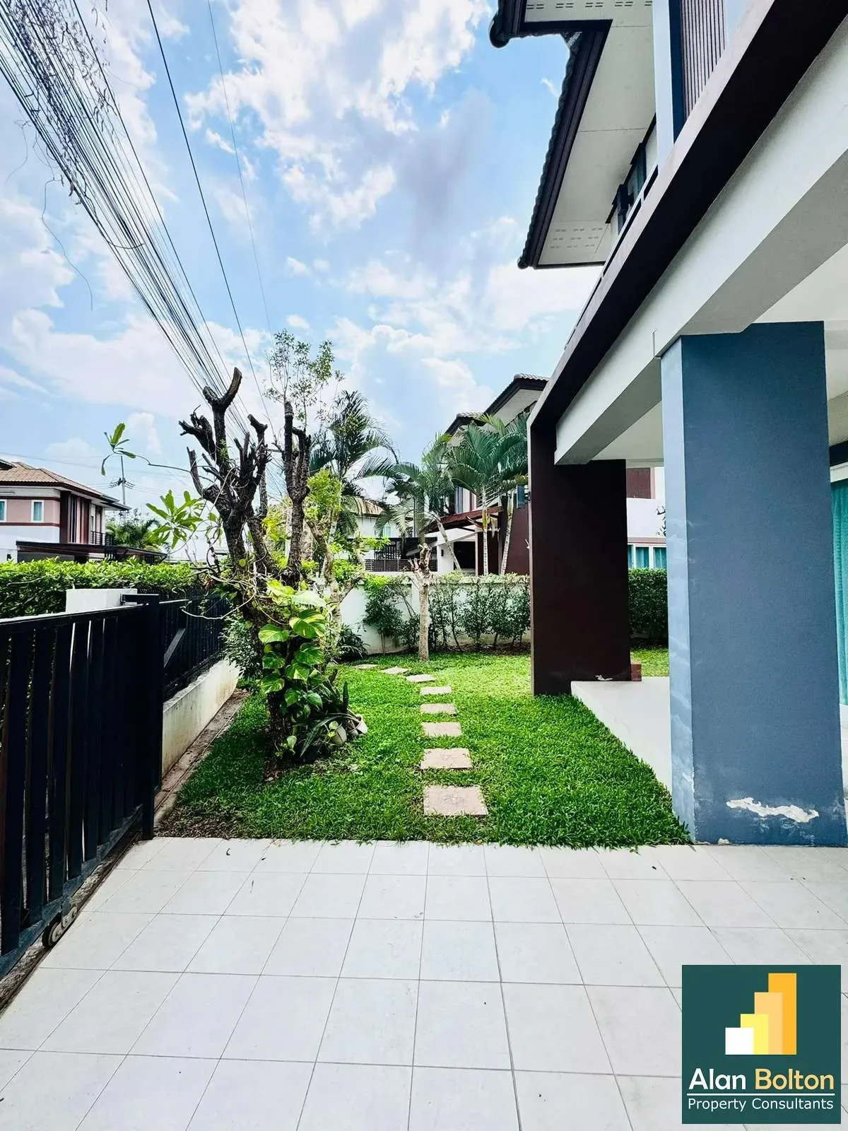 3 Bedroom House For Rent In East Pattaya photo 11