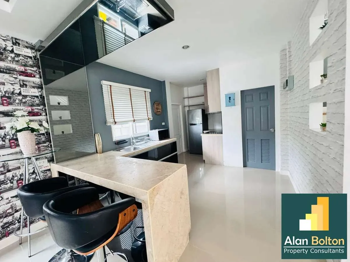 3 Bedroom House For Rent In East Pattaya photo 3