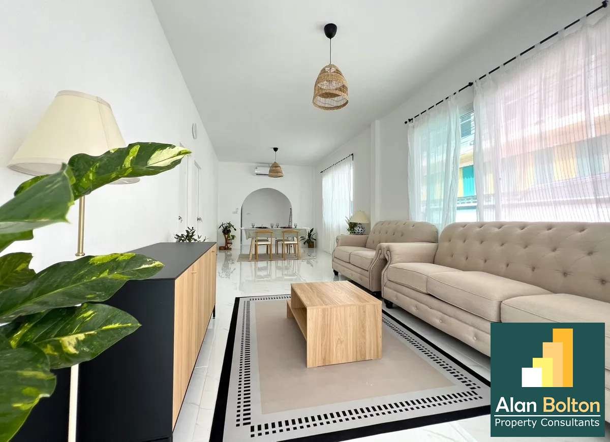 3 Bedroom 2 Bathroom Private House in Soi Wat Dham photo 4