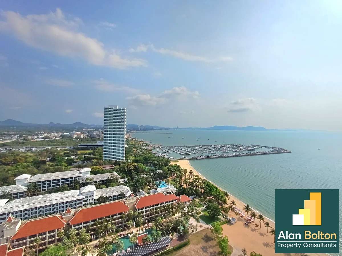 Beachfront Seaview studio 1 bathroom in White Sand Beach Residence for RENT photo 14