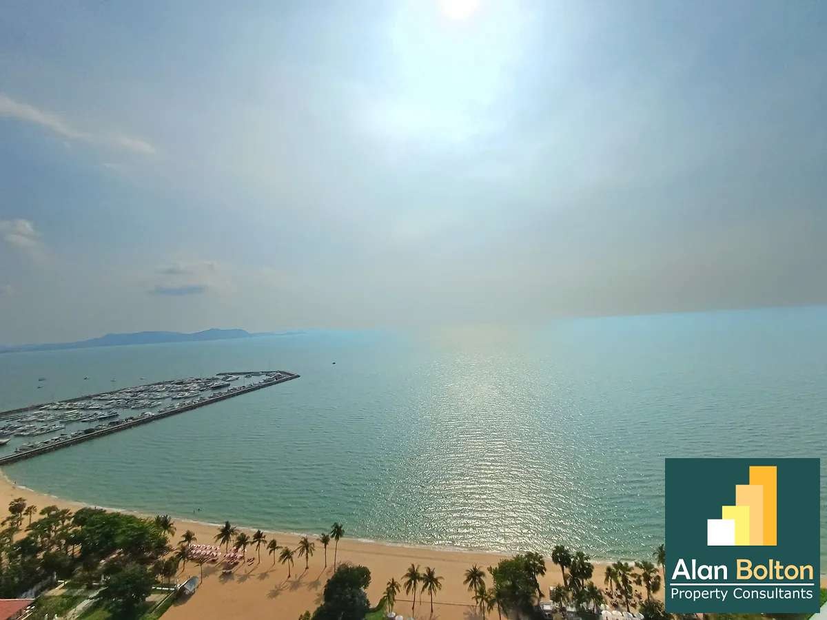 Beachfront Seaview studio 1 bathroom in White Sand Beach Residence for RENT photo 13