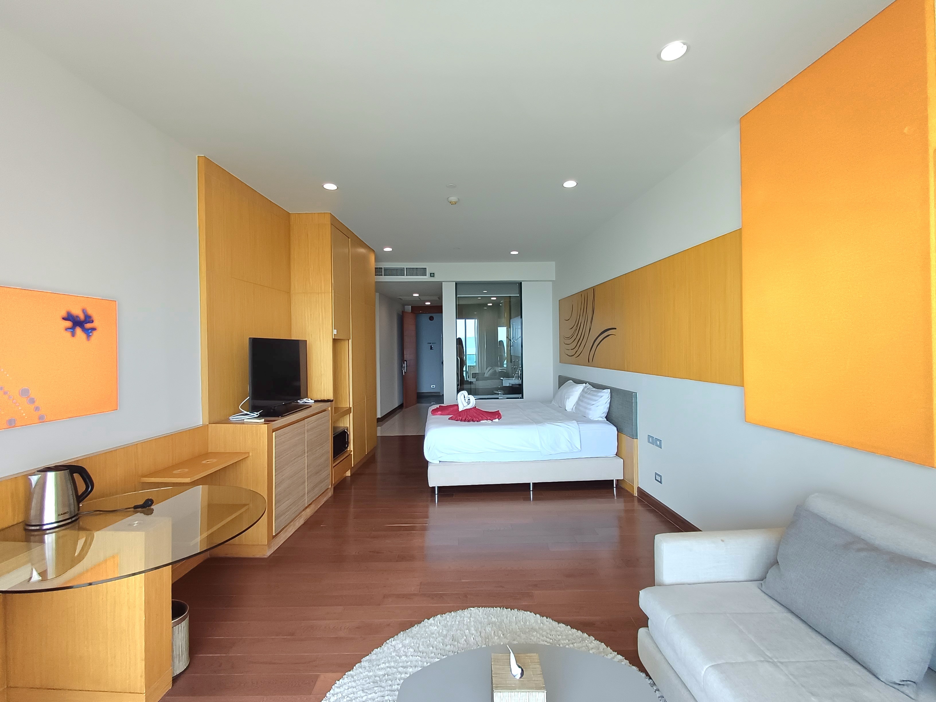 Beachfront Seaview studio 1 bathroom in White Sand Beach Residence for RENT photo 24