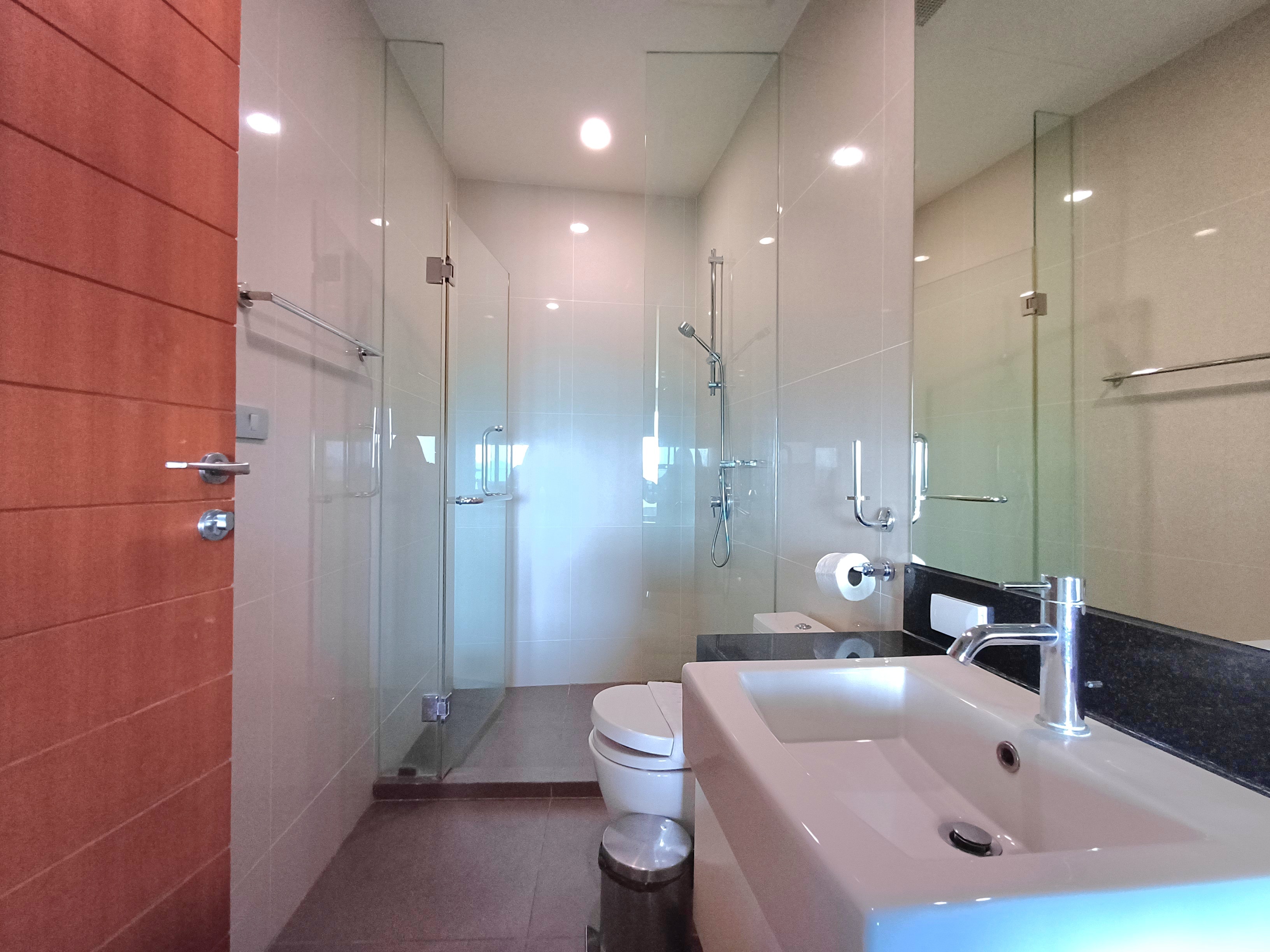 Beachfront Seaview studio 1 bathroom in White Sand Beach Residence for RENT photo 22