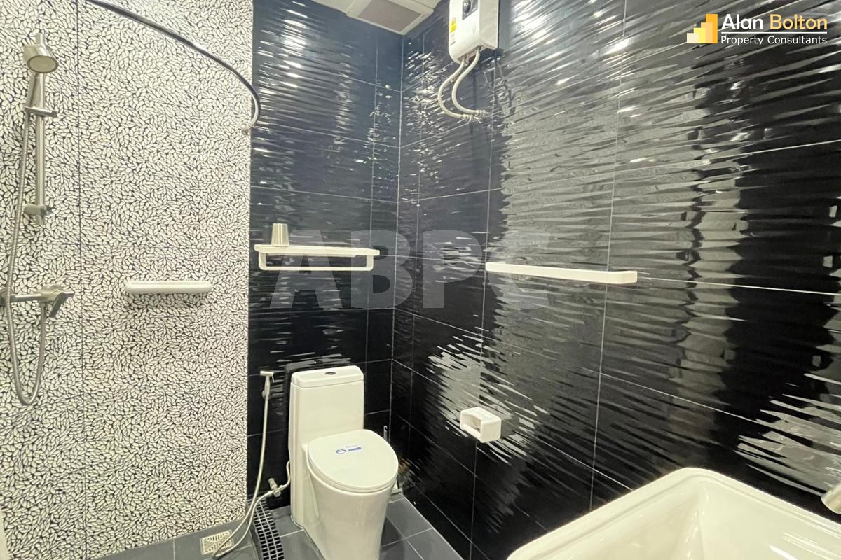 Fully Renovated 4 Bed 2 Bath Condo in Jomtien ABPC1175 photo 9