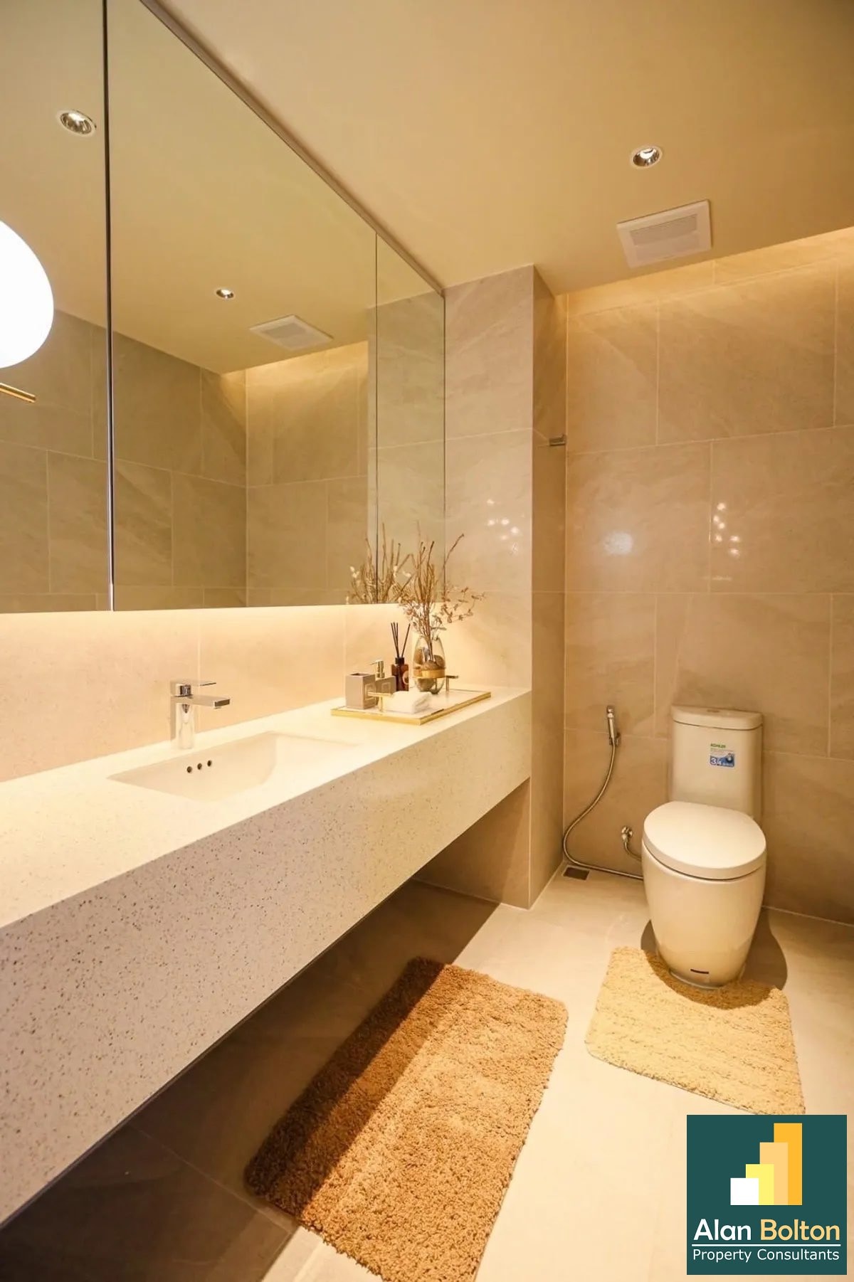 2 bedroom condo for sale in Arom Jomtien photo 13