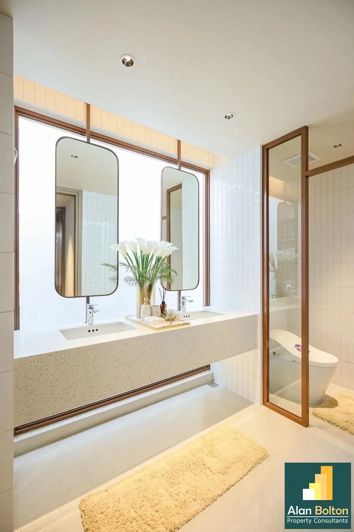 2 bedroom condo for sale in Arom Jomtien photo 12