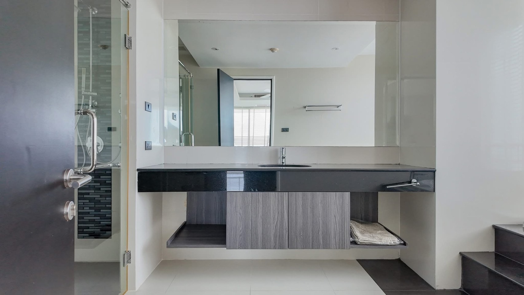 2 Bedroom 2Bathroom at  La Royal Beach Condo photo 22