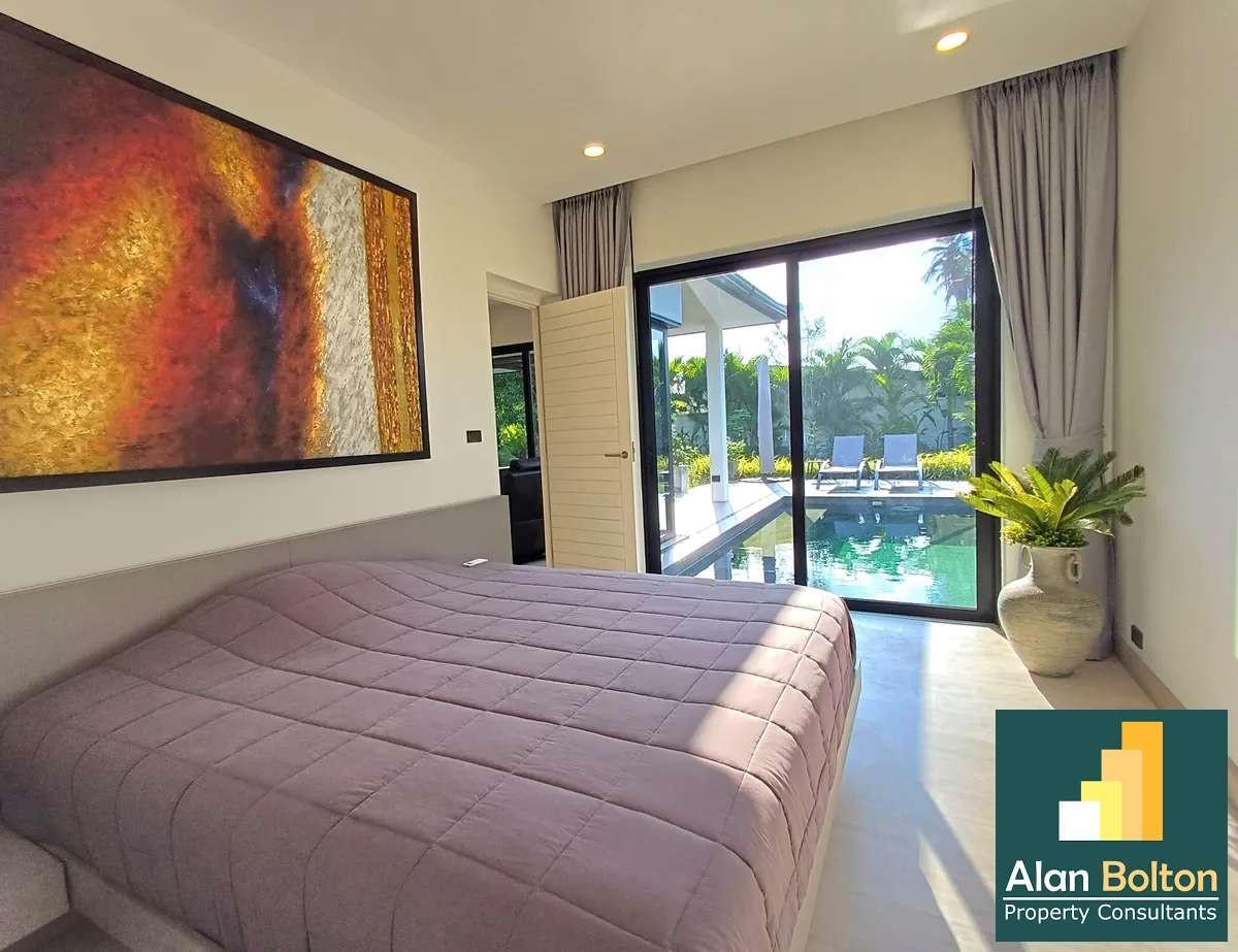 Stunning Pool Villa 2 beds 3 baths 1 office in Huay Yai for SALE photo 13