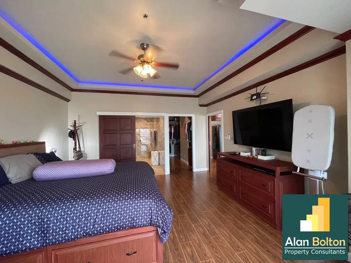 Brand New Renovation View Talay 2A For Sale photo 5