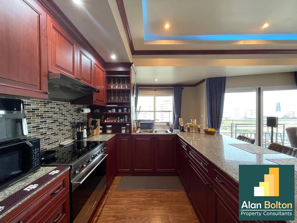 Brand New Renovation View Talay 2A For Sale photo 14