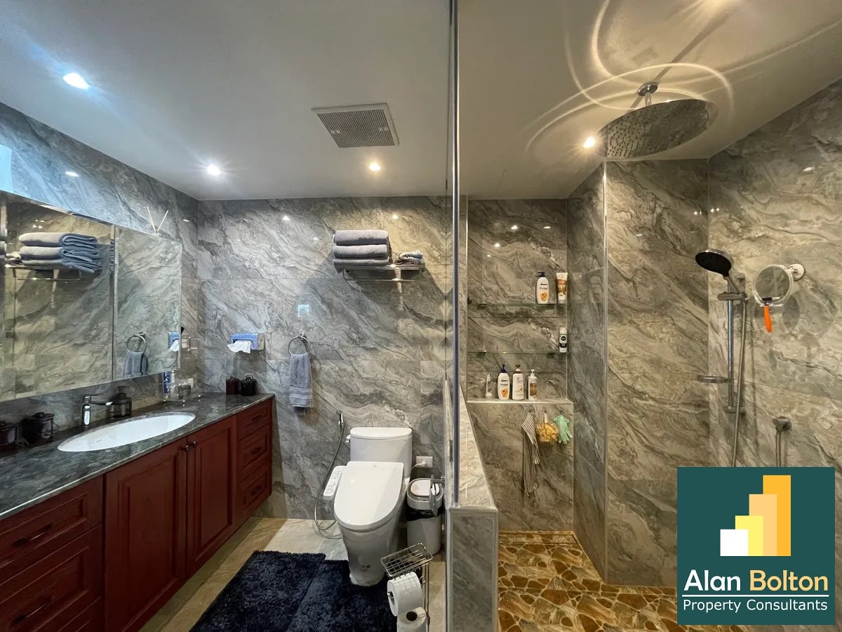 Brand New Renovation View Talay 2A For Sale photo 9