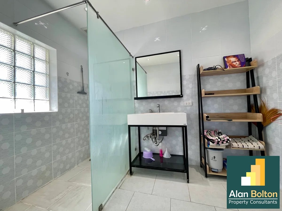 Apartment For Rent In Pratumnak Soi5 photo 9