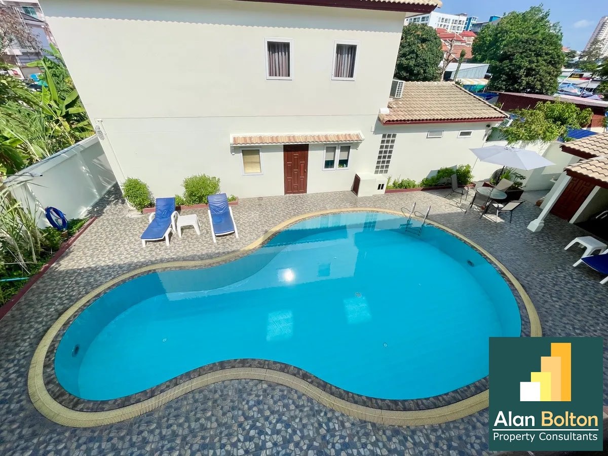 Apartment For Rent In Pratumnak Soi5 photo 12