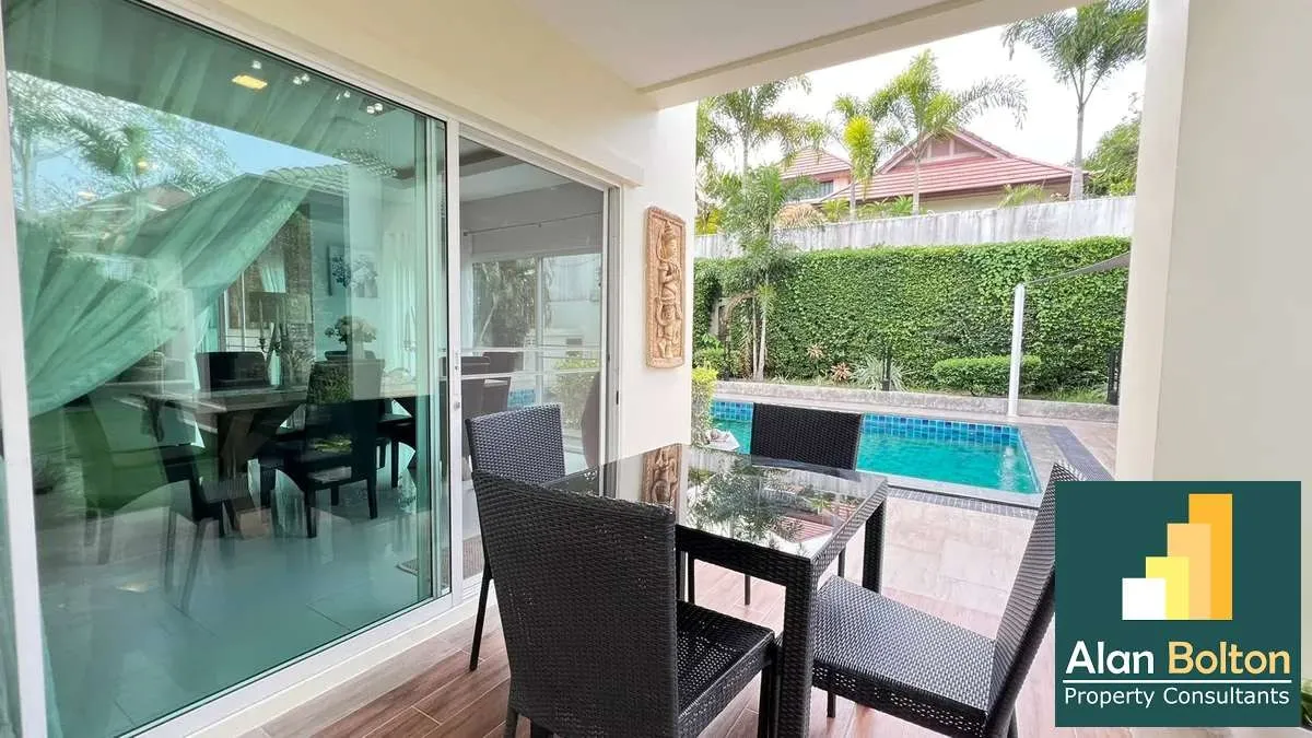 Pool villa for rent 5 Bedrooms 5 Bathrooms in East Pattaya photo 7