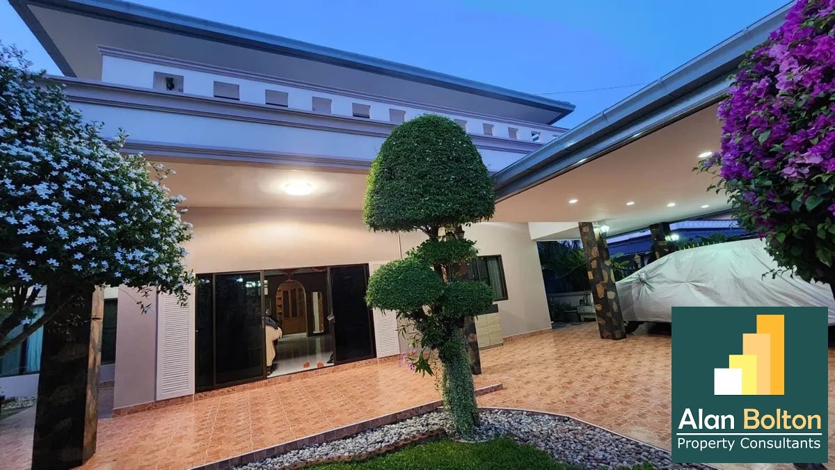2-story house for rent 5 Bedrooms 5 Bathrooms in East Pattaya photo 17