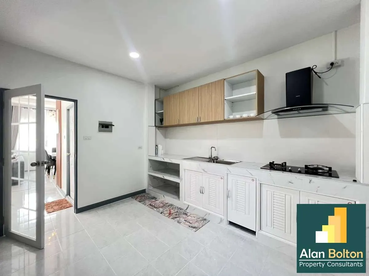 House for rent 3 Bedrooms 2 Bathrooms in East Pattaya photo 16